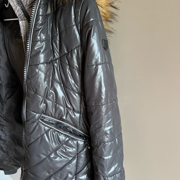 Puffer Coat - Picture 4 of 10
